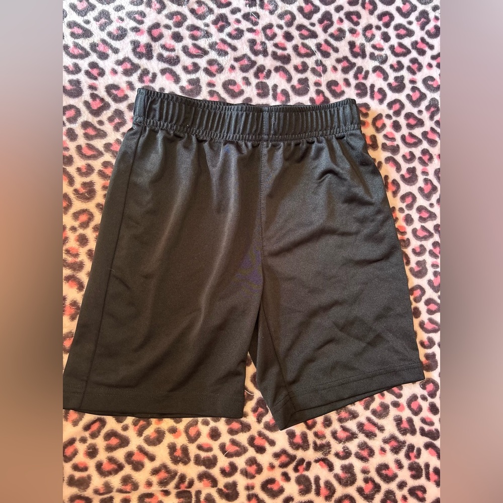 Sporto Black Elastic Waist Shorts